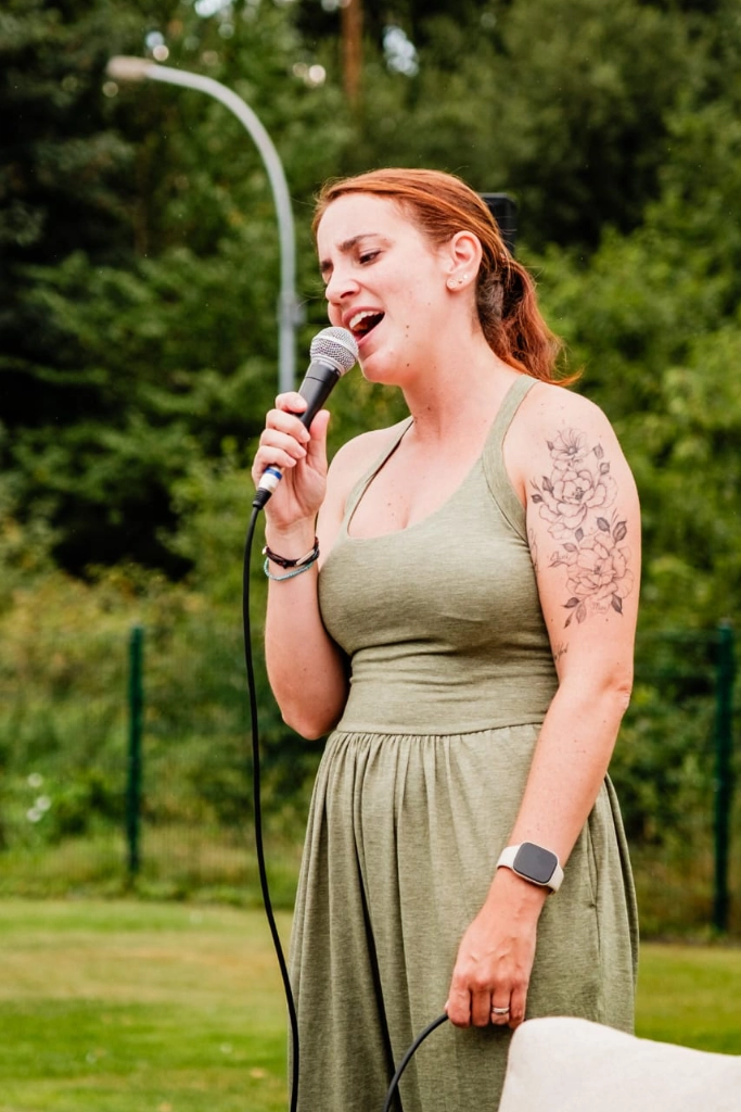 Profilbild von Sängerin Jeannine von Solo zu Zweit