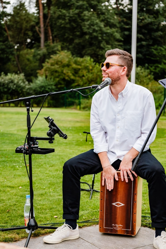 Profilbild von Cajonist Julian von Solo zu Zweit